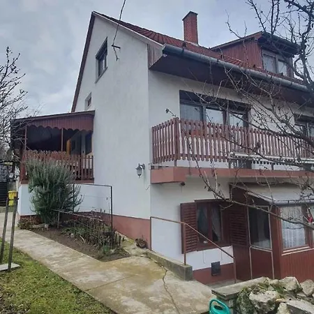 Casa vacanze In - Balaton 43601 Kőröshegy